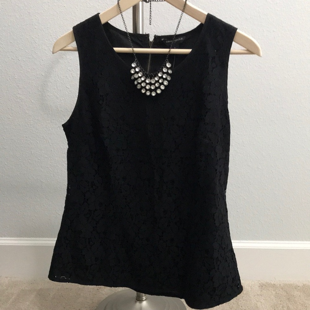 Banana republic black lace sleeveless top